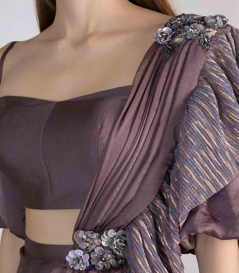 Violet Saree with Metallic Frill - Image 3